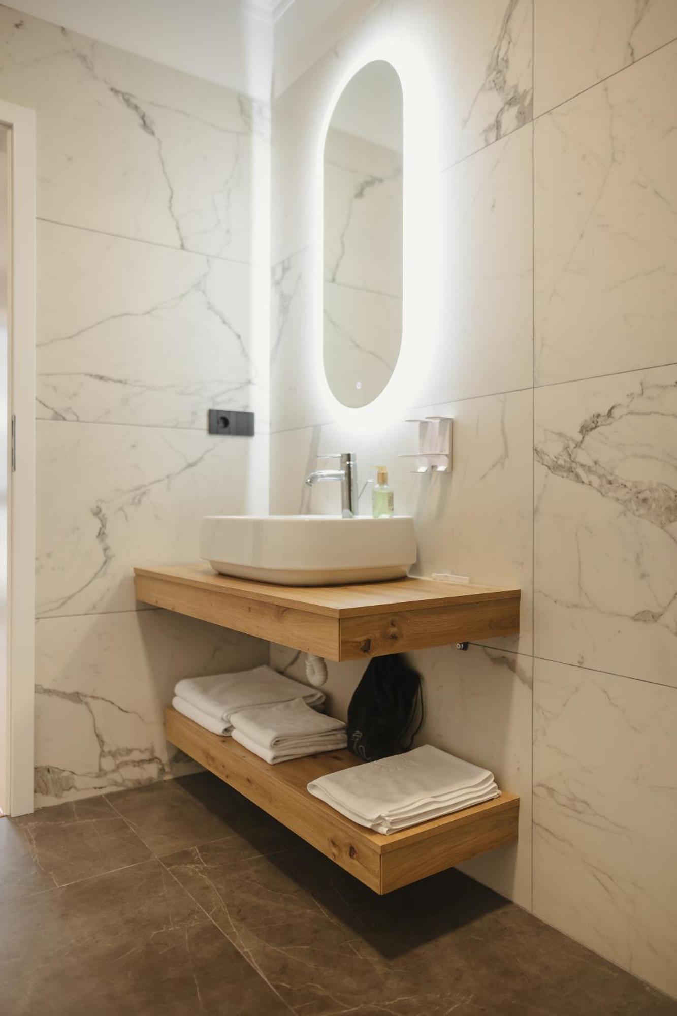 Bloom Downtown Suites Kluž Exteriér fotografie