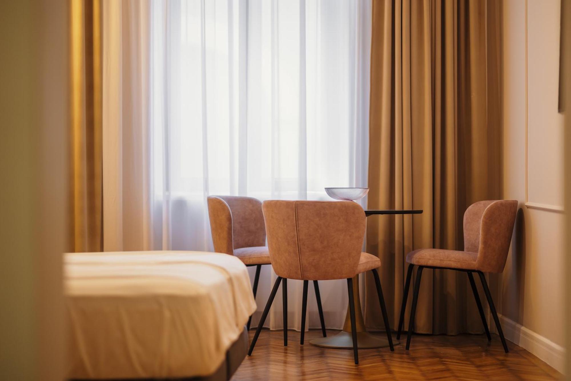 Bloom Downtown Suites Kluž Exteriér fotografie
