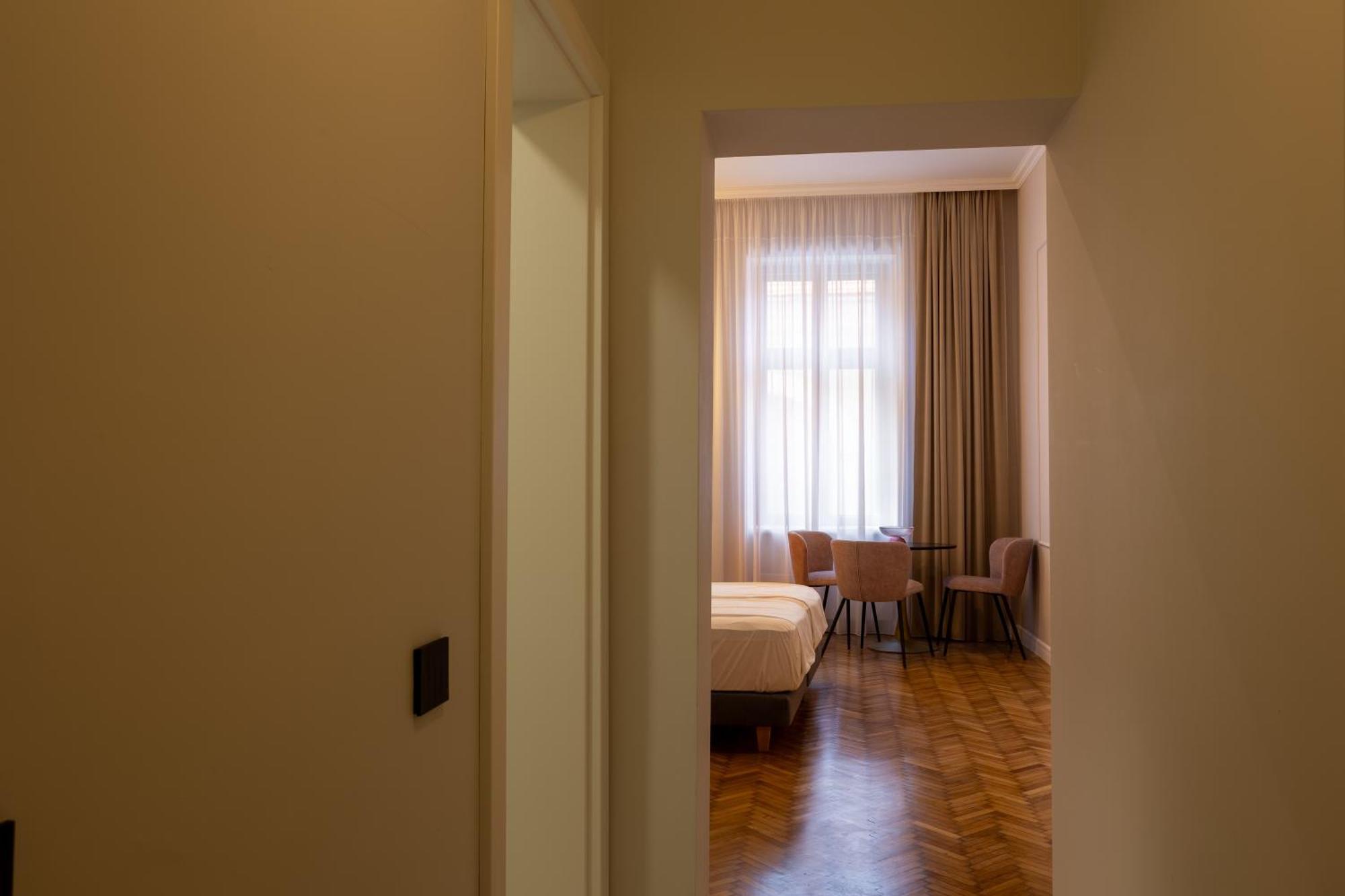 Bloom Downtown Suites Kluž Exteriér fotografie