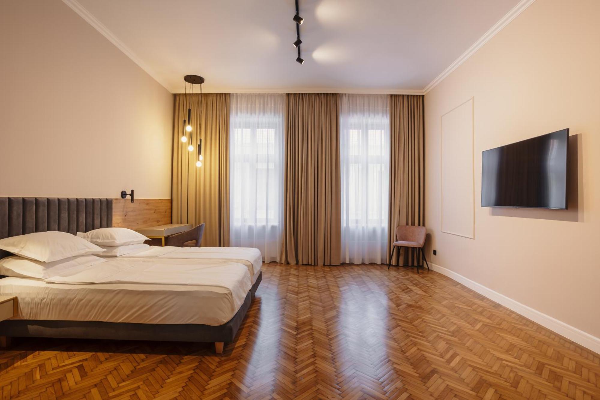 Bloom Downtown Suites Kluž Exteriér fotografie