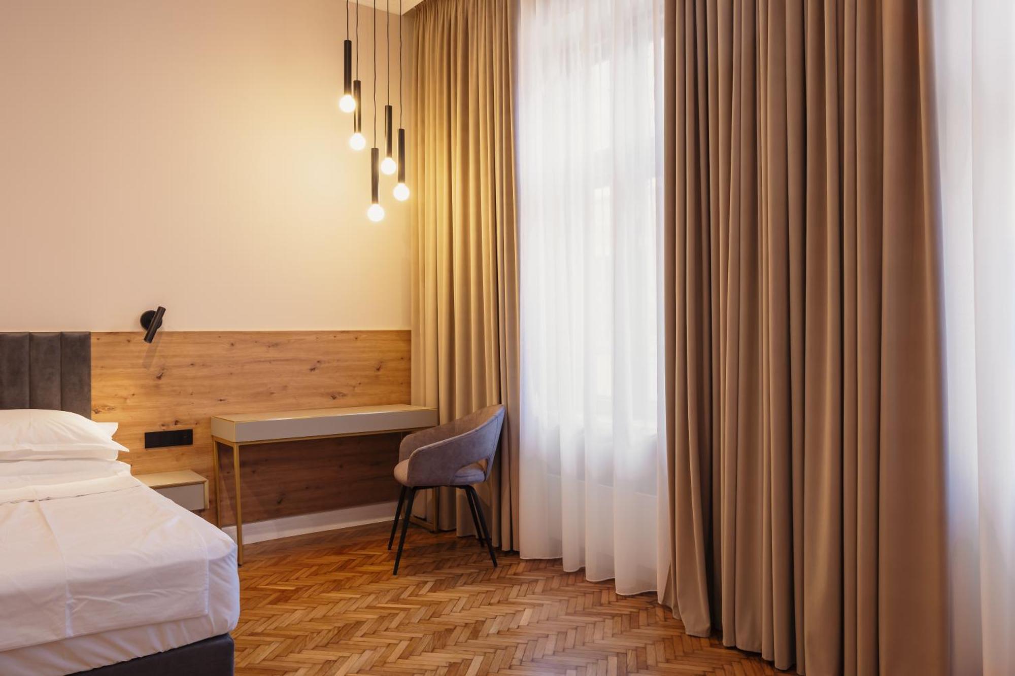 Bloom Downtown Suites Kluž Exteriér fotografie